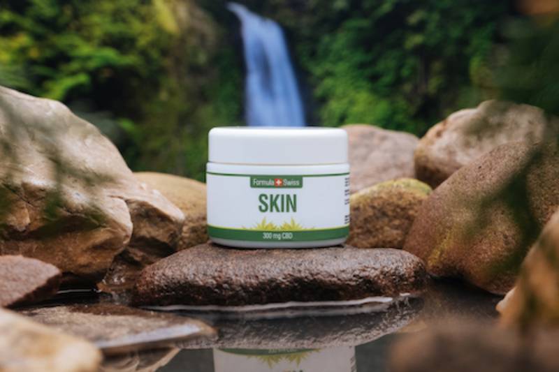 Natural CBD skincare cream from Formula Swiss for mature skin care